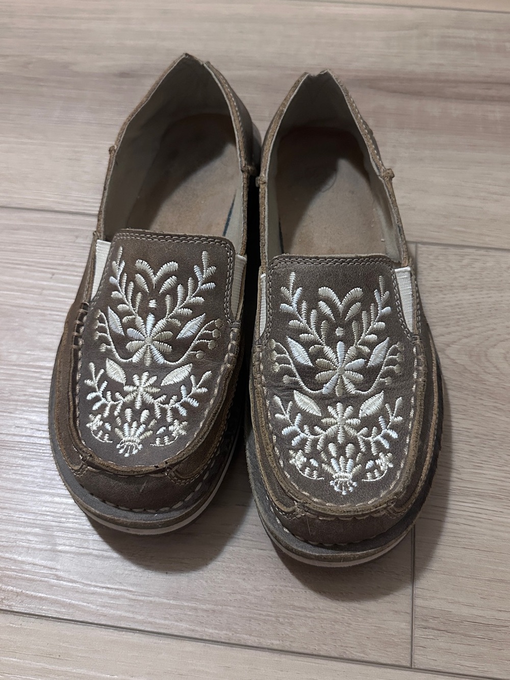 Ariat Taupe Slip-On Loafer with Cream Floral Embroidery